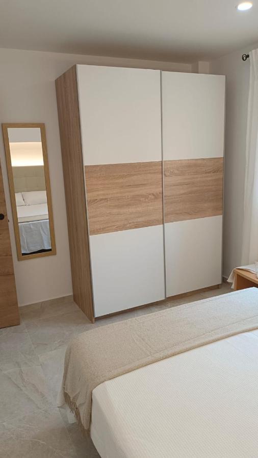 Piso Malaga Cerca Playaアパートメント エクステリア 写真