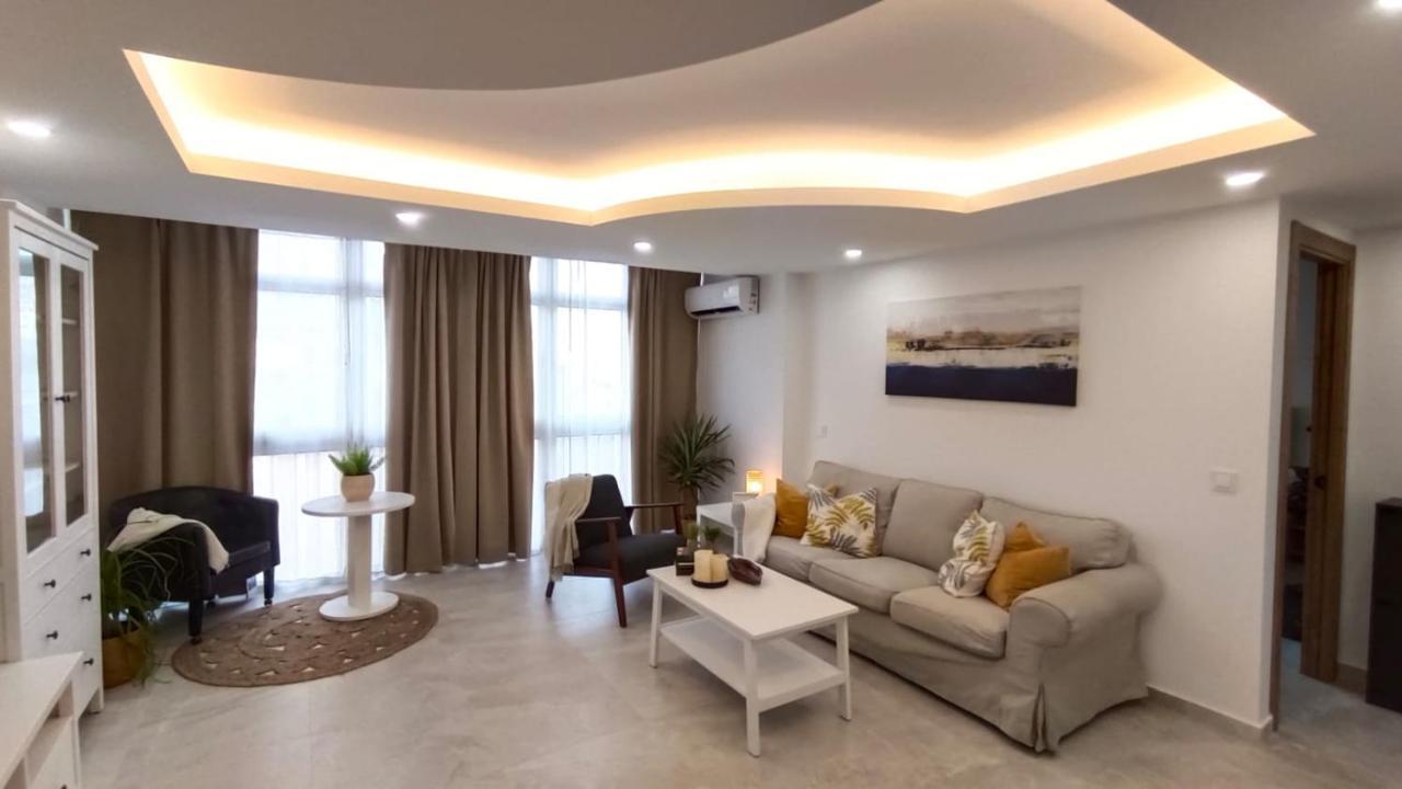 Piso Malaga Cerca Playaアパートメント エクステリア 写真