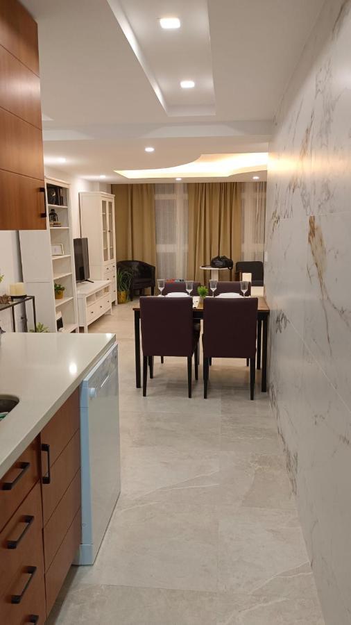 Piso Malaga Cerca Playaアパートメント エクステリア 写真